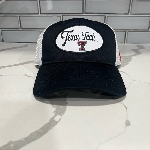 UA Texas Tech Red Raiders Hat Cap Snap Back Black Patch Logo Mesh Trucker Hat - Picture 2 of 8